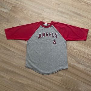 Angel baseball tee size large